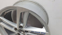 Laden Sie das Bild in den Galerie-Viewer, 1x Alufelge 17 Zoll 7.5" 5x100 46ET Glanz Silber 82A601025K Audi A1 Rim Wheel FEL7617295702tf