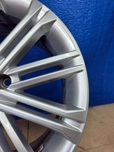 Load image into Gallery viewer, 1x Alufelge 17 Zoll 7.0" 5x112 49ET 5F0601025S Seat Leon Rim Wheel FEL8698975193xx