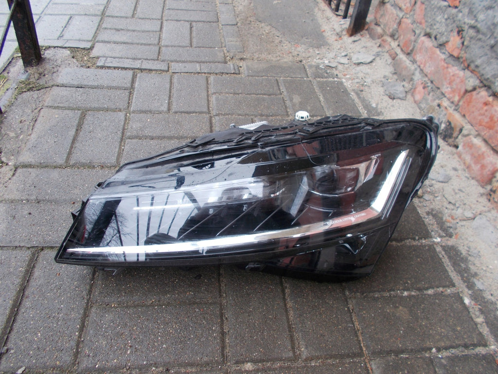 Frontscheinwerfer Skoda Superb III 3V1941015D LED Links Scheinwerfer Headlight