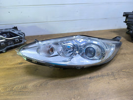 Frontscheinwerfer Ford Fiesta H1BB-009 Links Scheinwerfer Headlight SCH3853419373wa