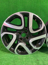 Laden Sie das Bild in den Galerie-Viewer, 1x Alufelge 17 Zoll 7.0&quot; 4x100 40ET 403008829R Renault Captur Rim Wheel