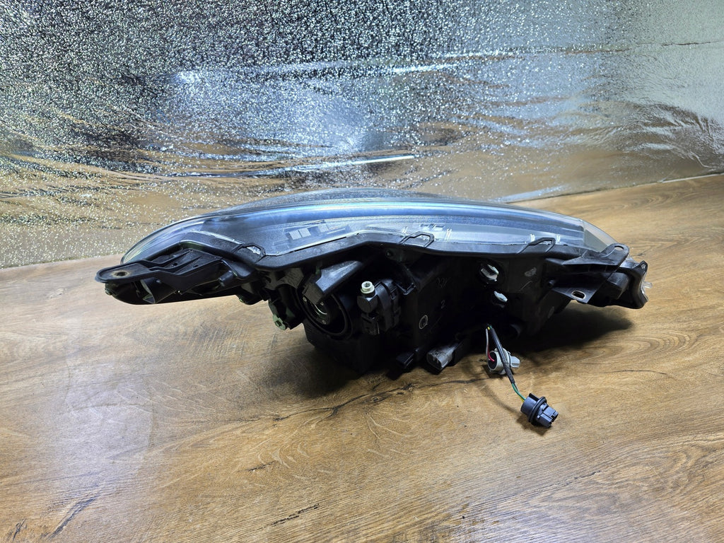 Frontscheinwerfer Toyota Yaris Links Scheinwerfer Headlight