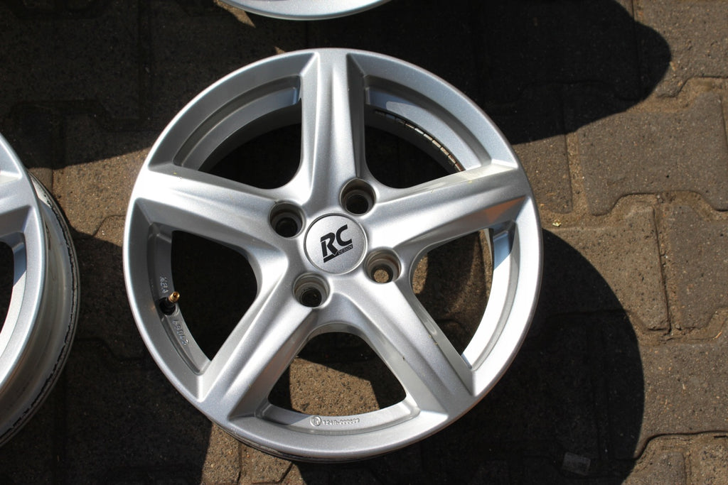4x Alufelge 15 Zoll 6.0" 4x108 37 5ET Glanz Silber KBA-49043- Ford Ecosport FEL8868195080dn