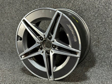 Load image into Gallery viewer, 1x Alufelge 18 Zoll 58ET Glanz Schwarz A2064016600 Mercedes-Benz W206 Rim Wheel FEL4833267879eo