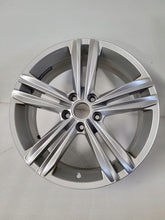 Load image into Gallery viewer, 1x Alufelge 18 Zoll 7.0" 5x112 5NA601025M VW Tiguan Rim Wheel FEL8884754694wo