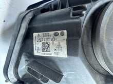 Laden Sie das Bild in den Galerie-Viewer, Frontscheinwerfer VW Tiguan 5N1941751 5N1941752 Xenon Ein Satz Headlight