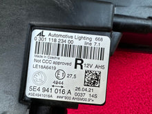 Laden Sie das Bild in den Galerie-Viewer, Frontscheinwerfer Skoda Octavia IV 5E4941016A LED Rechts Scheinwerfer Headlight SCH8910899915ro
