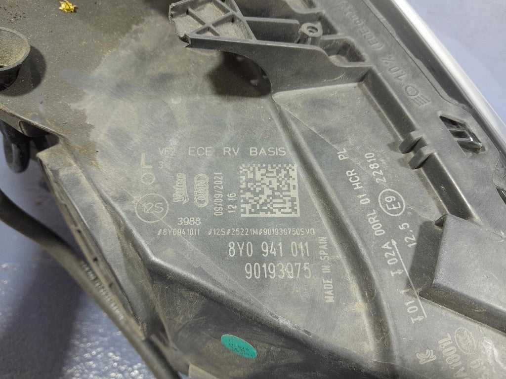 Frontscheinwerfer Audi A3 8Y0941011 LED Links Scheinwerfer Headlight