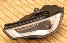 Load image into Gallery viewer, Frontscheinwerfer Audi A3 8V0941031 Xenon Links Scheinwerfer Headlight