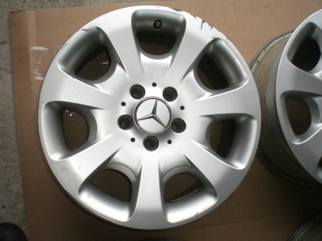 1x Alufelge 16 Zoll 7.0" 5x112 31ET Glanz Grau A2034012802 Mercedes-Benz