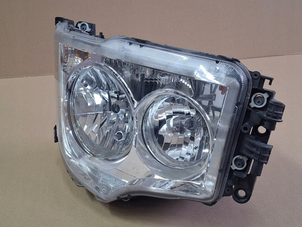 Frontscheinwerfer Mercedes-Benz A9608202339 Rechts Scheinwerfer Headlight SCH1408648190ic