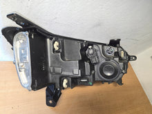 Laden Sie das Bild in den Galerie-Viewer, Frontscheinwerfer Dacia Sandero III Logan Jogger 260601750R LED Links Headlight SCH5046298414zf