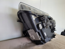 Laden Sie das Bild in den Galerie-Viewer, Frontscheinwerfer BMW X1 E84 729023907 Xenon Links Scheinwerfer Headlight SCH4554968350sw