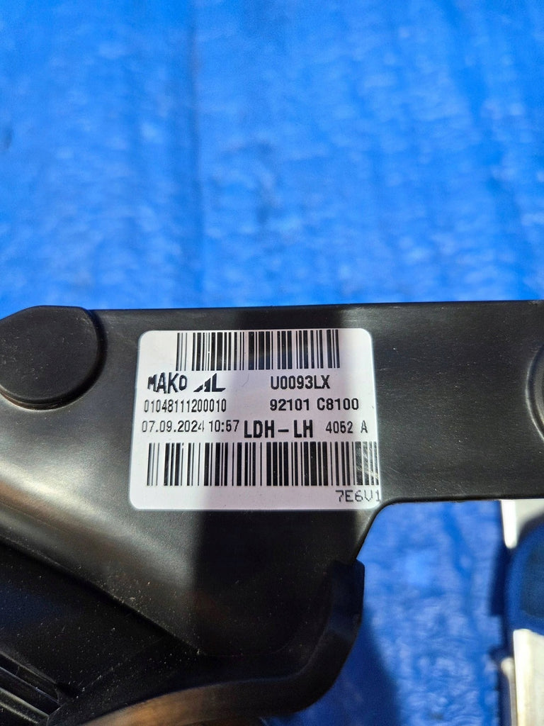 Frontscheinwerfer Hyundai I20 II 92101-C8100 Links Scheinwerfer Headlight SCH3410040208dg