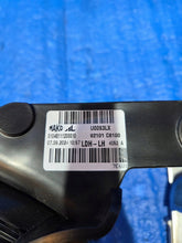 Laden Sie das Bild in den Galerie-Viewer, Frontscheinwerfer Hyundai I20 II 92101-C8100 Links Scheinwerfer Headlight SCH3410040208dg