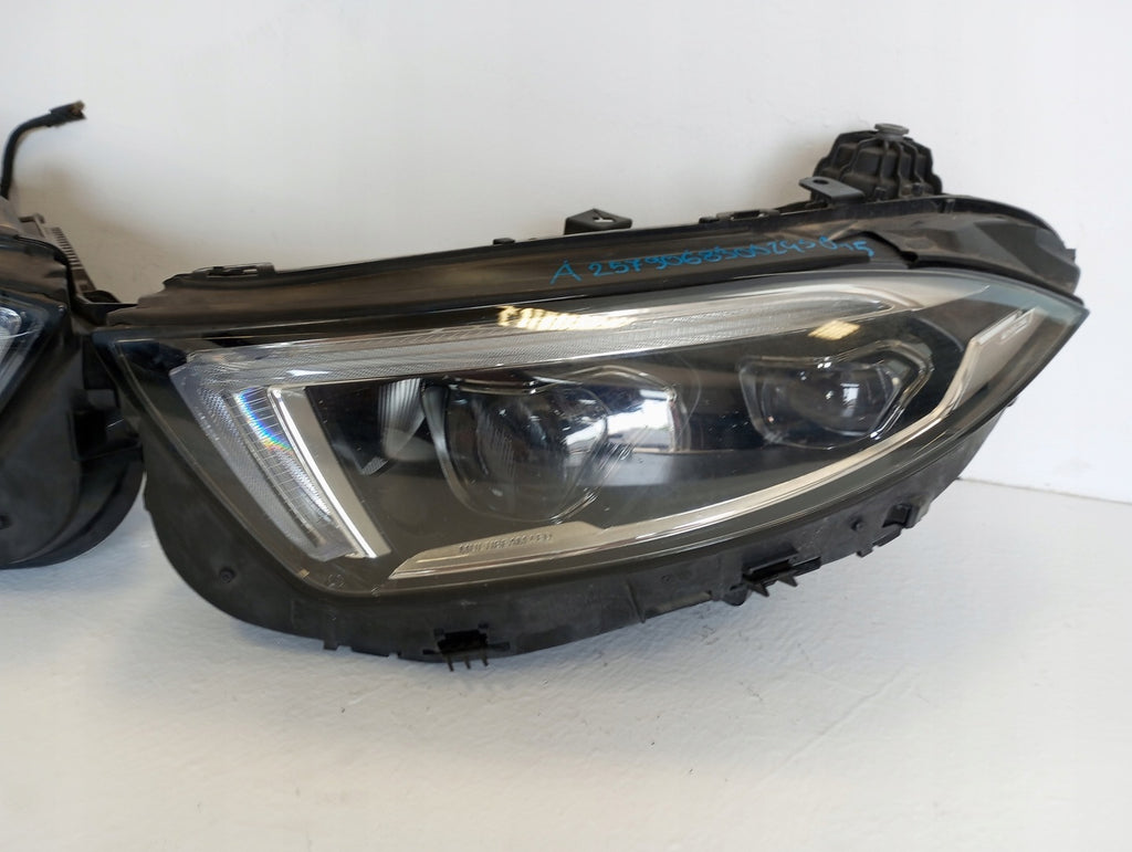 Frontscheinwerfer Mercedes-Benz Cls A2579068300 LED Rechts oder Links SCH1565968288gn