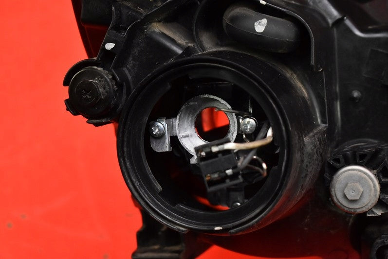 Frontscheinwerfer Kia Carens III 92101-1D0 Links Scheinwerfer Headlight