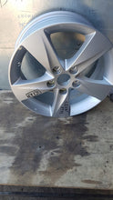 Load image into Gallery viewer, 1x Alufelge 16 Zoll 6.5&quot; 5x114.3 52910-3Y210 Hyundai I30 Rim Wheel