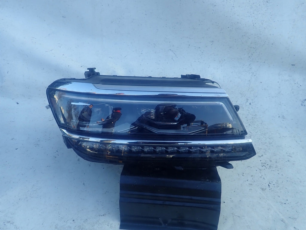 Frontscheinwerfer VW Tiguan Allspace 5NN941082 Rechts Scheinwerfer Headlight