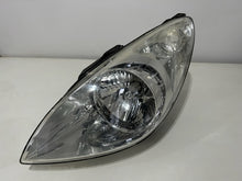 Load image into Gallery viewer, Frontscheinwerfer Hyundai I20 92101-1J0XX Links Scheinwerfer Headlight