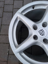 Laden Sie das Bild in den Galerie-Viewer, 1x Alufelge 18 Zoll 11.0" 5x130 51ET Glanz Silber 99736214200 Porsche Carrera FEL9018350924fs
