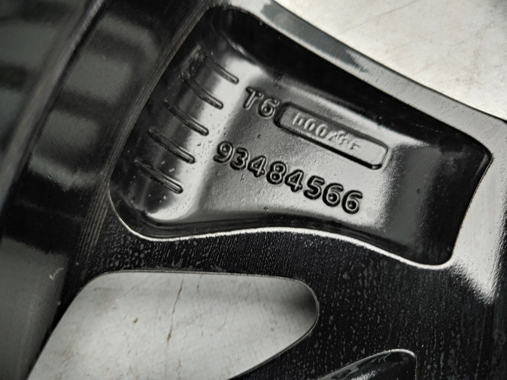 1x Alufelge 16 Zoll 6.5" 4x108 32ET Glanz Schwarz 9833892580 Opel Corsa F