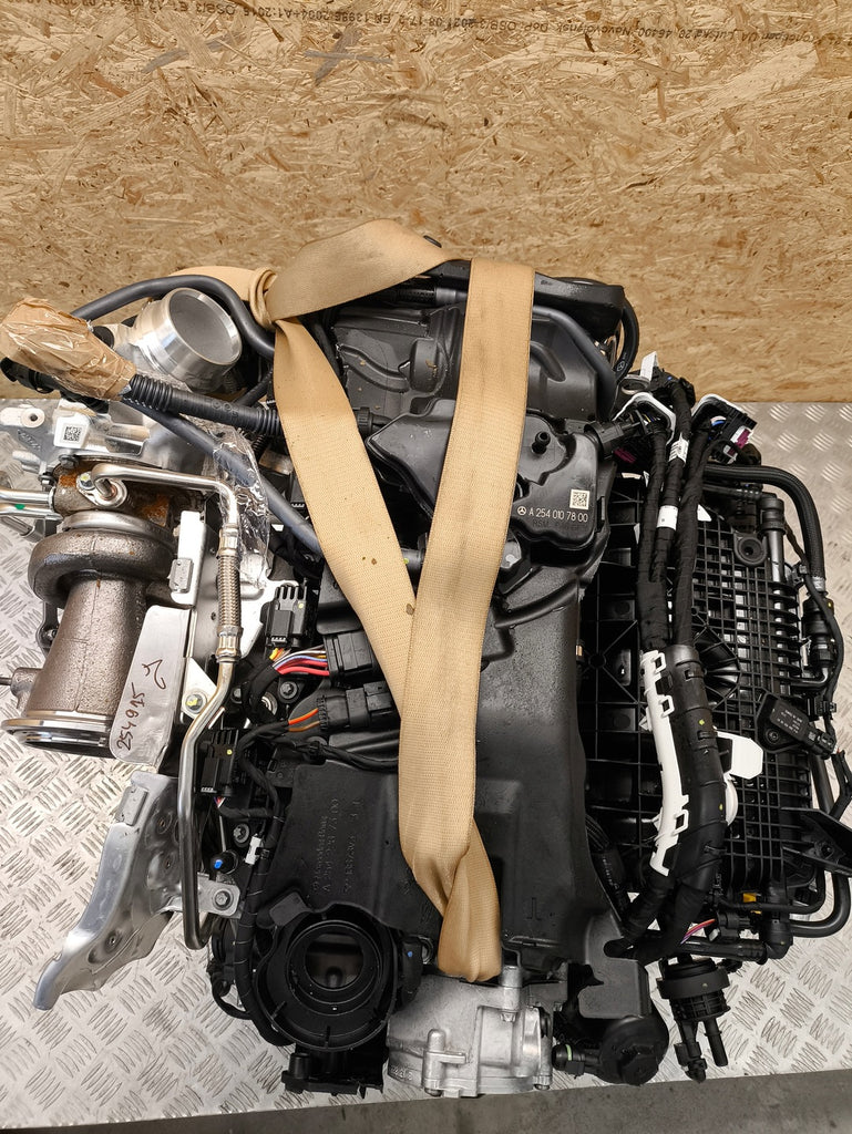 Motor Mercedes-Benz W206 254915 1.5 2024 Benzin Engine Komplett