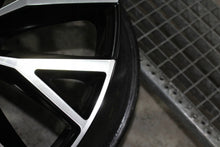 Load image into Gallery viewer, 1x Alufelge 22 Zoll 9.0" 5x108 43ET Glanz Schwarz 31454682 Volvo Xc60 Rim Wheel FEL5518762002aa