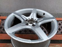 Load image into Gallery viewer, 1x Alufelge 18 Zoll 8.5&quot; 5x112 36ET A1724012702 Mercedes-Benz Slk Rim Wheel