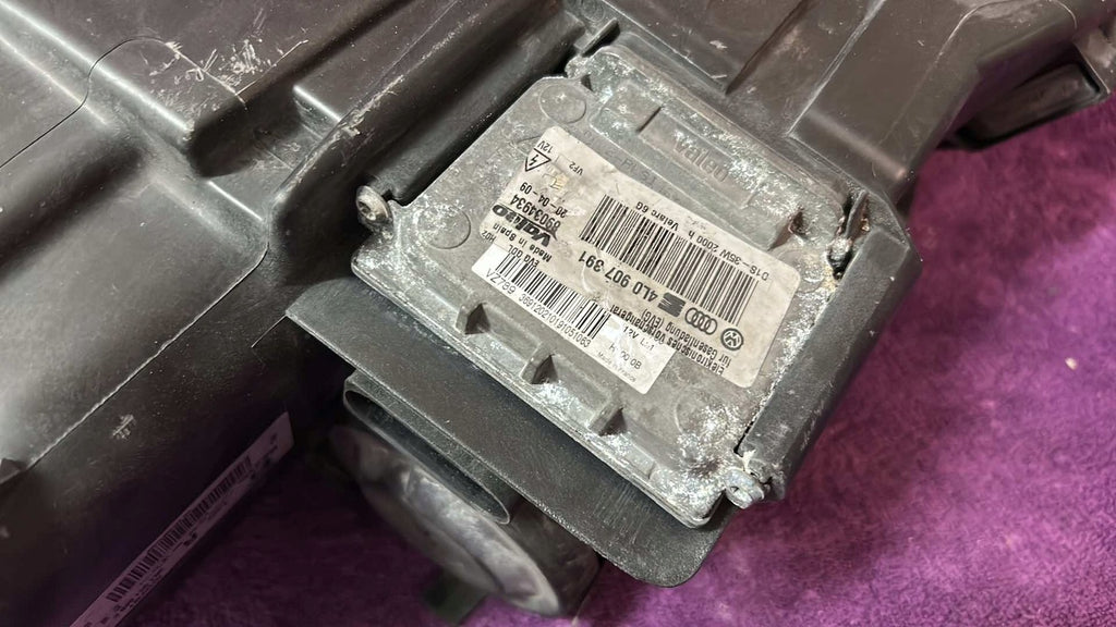 Frontscheinwerfer Seat Exeo 2R1941754E 89320185 Xenon Rechts Headlight