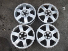 Laden Sie das Bild in den Galerie-Viewer, 4x Alufelge 15 Zoll 6.0&quot; 5x100 38ET 8L0601025F Audi A3 Rim Wheel