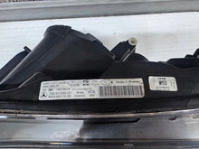 Laden Sie das Bild in den Galerie-Viewer, Frontscheinwerfer Mercedes-Benz X204 A2048201539 Ein Satz Scheinwerfer Headlight SCH1667931565oy