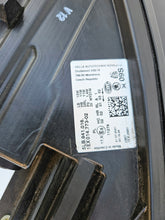 Laden Sie das Bild in den Galerie-Viewer, Frontscheinwerfer Skoda Enyaq IV 5LB941016 LED Rechts Scheinwerfer Headlight