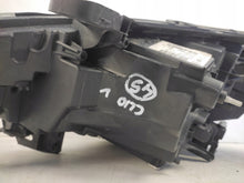 Laden Sie das Bild in den Galerie-Viewer, Frontscheinwerfer Renault Clio I V 260104922R Rechts Scheinwerfer Headlight SCH2072806276py