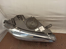 Laden Sie das Bild in den Galerie-Viewer, Frontscheinwerfer BMW X5 F15 F16 7410676 Xenon Rechts Scheinwerfer Headlight SCH9486839766oc