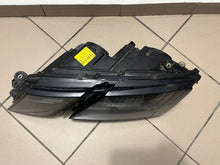 Laden Sie das Bild in den Galerie-Viewer, Frontscheinwerfer Skoda Octavia III 5E1941015C Links Scheinwerfer Headlight SCH9276779819ys