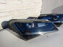 Laden Sie das Bild in den Galerie-Viewer, Frontscheinwerfer Skoda Superb III 3V1941016A Rechts Scheinwerfer Headlight