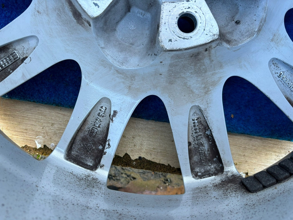 1x Alufelge 18 Zoll 8.0" 5x130 53ET Silber 7P56010298Z8 Porsche Cayenne