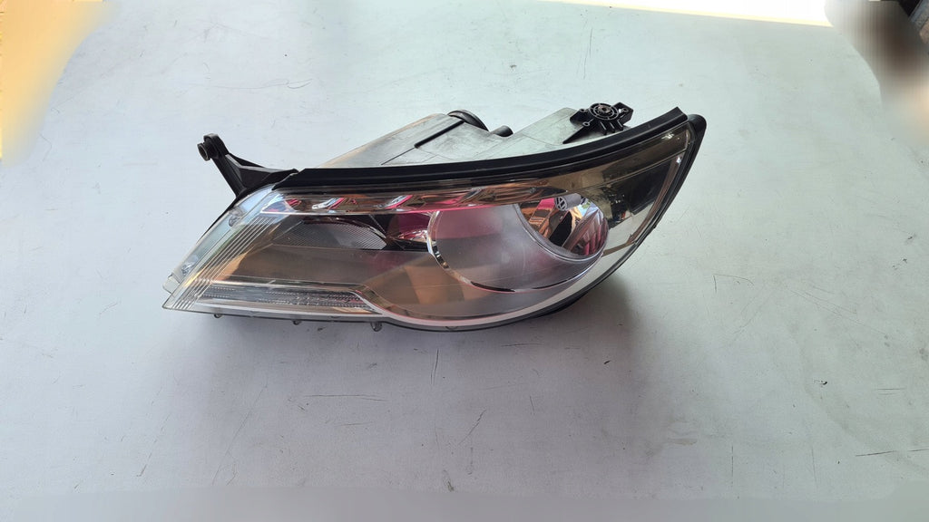 Frontscheinwerfer VW Tiguan 5N1941031R Links Scheinwerfer Headlight