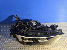 Laden Sie das Bild in den Galerie-Viewer, Frontscheinwerfer Opel Astra L 9840160780 Full LED Rechts Scheinwerfer Headlight SCH8099342326gd
