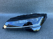 Laden Sie das Bild in den Galerie-Viewer, Frontscheinwerfer Skoda Superb III 3V1941015D Full LED Links Headlight SCH9658291227du