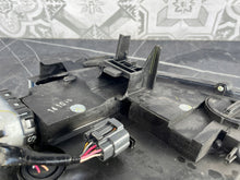 Load image into Gallery viewer, Frontscheinwerfer Mazda 2 D09K-51030 LED Rechts Scheinwerfer Headlight