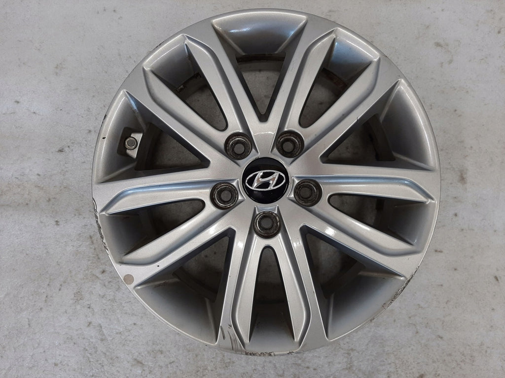 1x Alufelge 16 Zoll 6.5" 5x114.3 53ET Glanz Silber 52910-3Y450 Hyundai Elantra