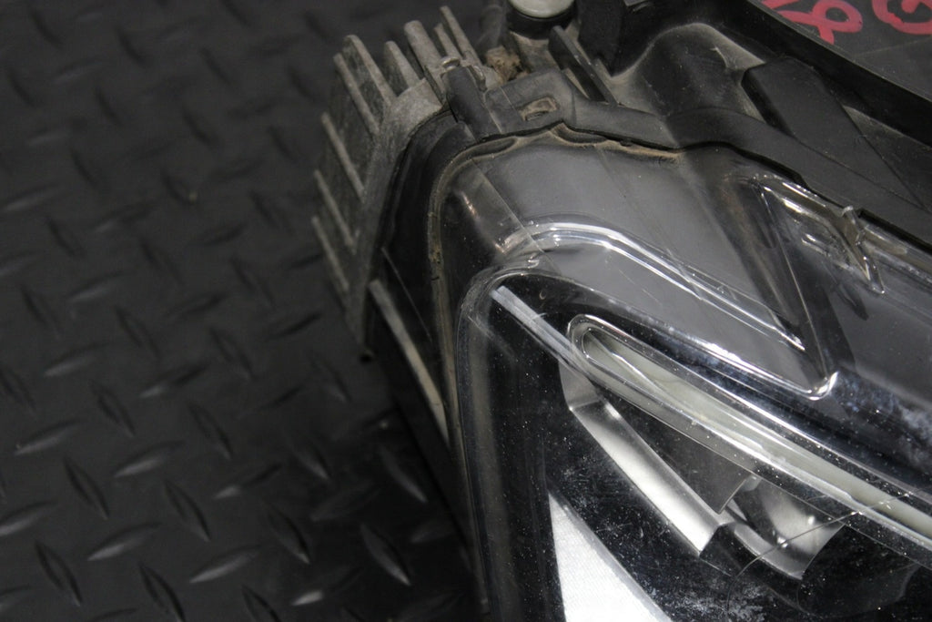 Frontscheinwerfer Audi Q3 8U0941005 8U0941006 LED Ein Stück (Rechts oder Links)