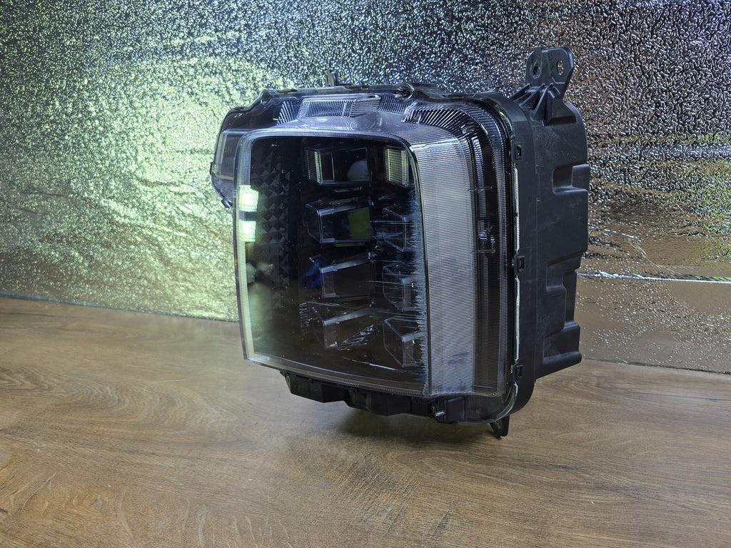 Frontscheinwerfer Hyundai Staria 92101CG200 Full LED Links Headlight SCH1916388110dn