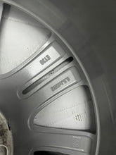 Load image into Gallery viewer, 1x Alufelge 16 Zoll 6.5" 4x100 39ET Glanz Silber 0P025 Opel Corsa D Rim Wheel FEL2259139507mx