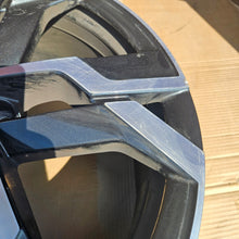 Laden Sie das Bild in den Galerie-Viewer, 1x Alufelge 20 Zoll 8.0" 5x112 41ET Glanz Schwarz 565601025AN Skoda Kodiaq FEL1310604210tw