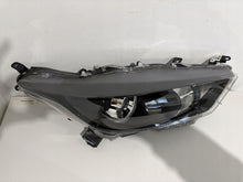Laden Sie das Bild in den Galerie-Viewer, Frontscheinwerfer Toyota Yaris K0-6EU Rechts Scheinwerfer Headlight SCH5564314955pm