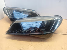Laden Sie das Bild in den Galerie-Viewer, Frontscheinwerfer Skoda Superb III 3V1941015A 3V1941016A Rechts oder Links