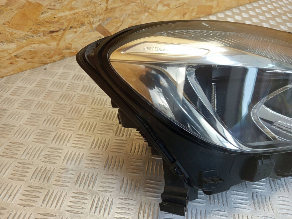 Frontscheinwerfer Mercedes-Benz X156 A1569061200 A1569061100 Ein Satz Headlight SCH8957859555eh